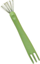 Load image into Gallery viewer, Clover Felting Needle Claw And Mat Cleaner