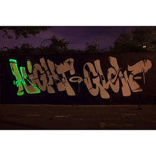 Load image into Gallery viewer, Montana Cans Montana EFFECT 400ml Night Glow Color Spray Paint