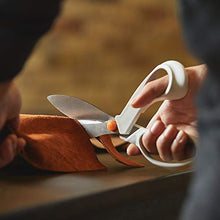 Load image into Gallery viewer, Fiskars Crafts PowerCut Softgrip Shears (9, White/Grey