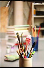 Load image into Gallery viewer, Krylon K01312 11-Ounce Kamar Varnish Aerosol Spray,Matte