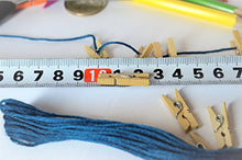Load image into Gallery viewer, Craft4u 100-Pack of 1.0 Inch (25mm) Baby-Size Mini Wooden Clothespins. So Tiny So Funny