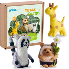 Load image into Gallery viewer, Needle Felting Beginner kit - Wool for Felting Cute Animals Kit Instruction Arts and Crats Easy Funny Family Project Included 3 in 1 Giraffe Racoon Hedgehog Needle Felting Starter