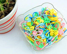 Load image into Gallery viewer, 100PC Mix Color Knitting Stitch Counter Crochet Locking Stitch Markers Stitch Needle Clip Knitting Crochet Markers (100)