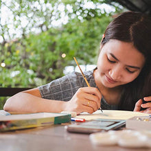 Load image into Gallery viewer, Unfinished Wood Circles for Crafts 18 Inch Diameter Made from 1/4 Inch Natural Plywood, A Pack of 10 Thin Wood Rounds Cutouts for Home Decorations, Door Hanger, Wood Burning, Pyrography, DIY Projects