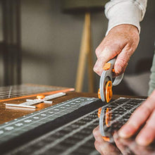 Load image into Gallery viewer, Fiskars Classic (45mm) Comfort Loop Rotary Cutter, 1, steel and orange