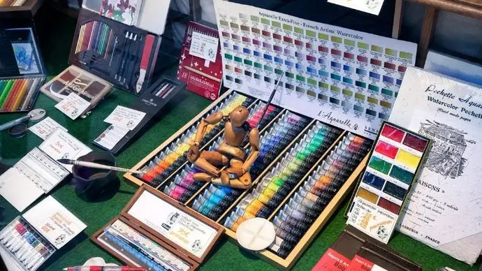 30+ Best Gifts For Watercolor Artists That Will Make Them Smile